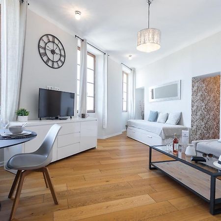 شقة Gorgeous 1 Bdr With Gardens View In The Old Town نيس المظهر الخارجي الصورة
