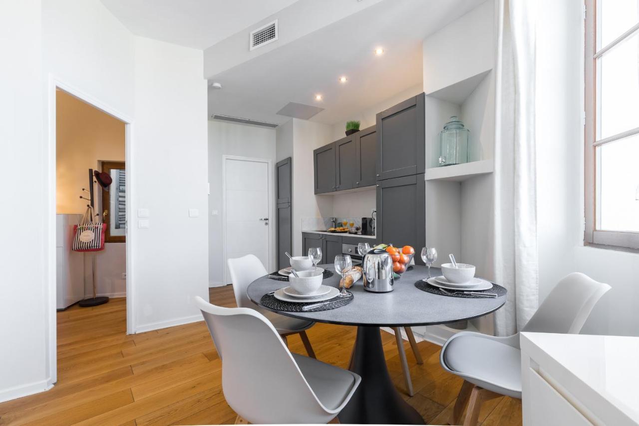 شقة Gorgeous 1 Bdr With Gardens View In The Old Town نيس المظهر الخارجي الصورة