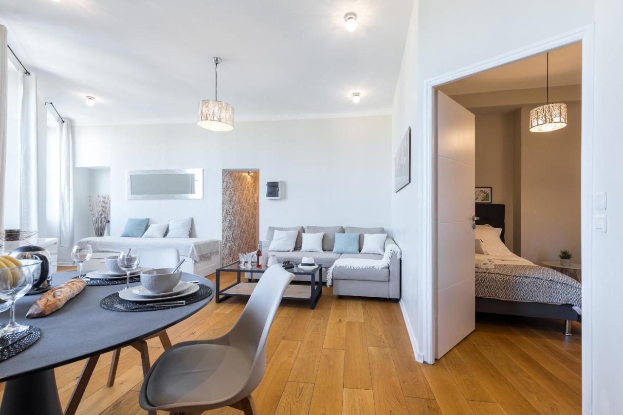 شقة Gorgeous 1 Bdr With Gardens View In The Old Town نيس المظهر الخارجي الصورة