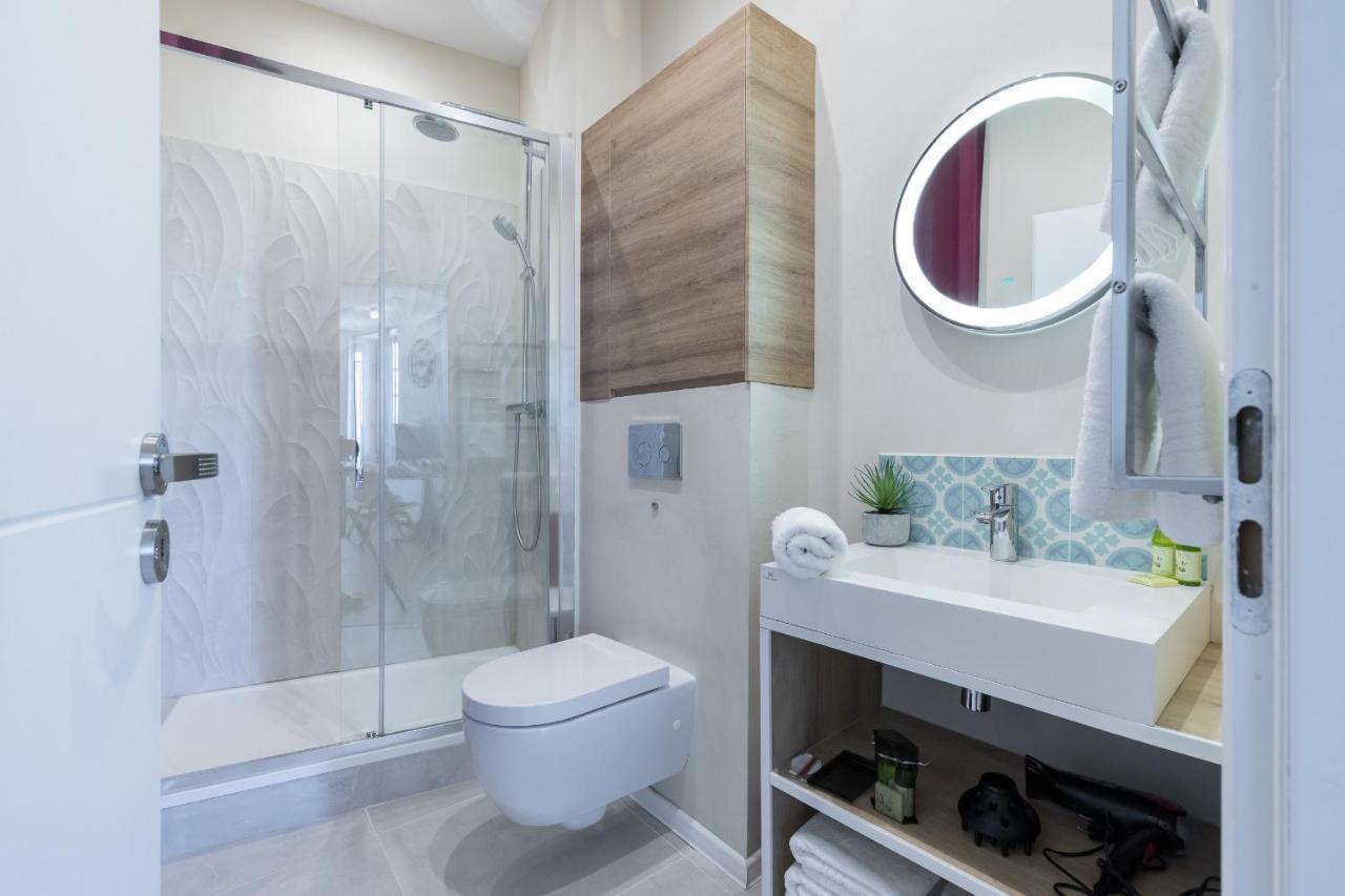 شقة Gorgeous 1 Bdr With Gardens View In The Old Town نيس المظهر الخارجي الصورة