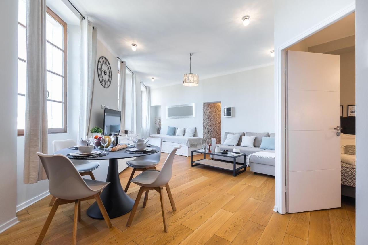 شقة Gorgeous 1 Bdr With Gardens View In The Old Town نيس المظهر الخارجي الصورة