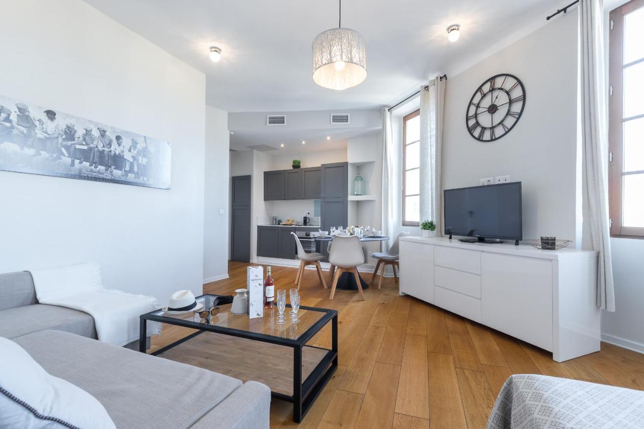 شقة Gorgeous 1 Bdr With Gardens View In The Old Town نيس المظهر الخارجي الصورة